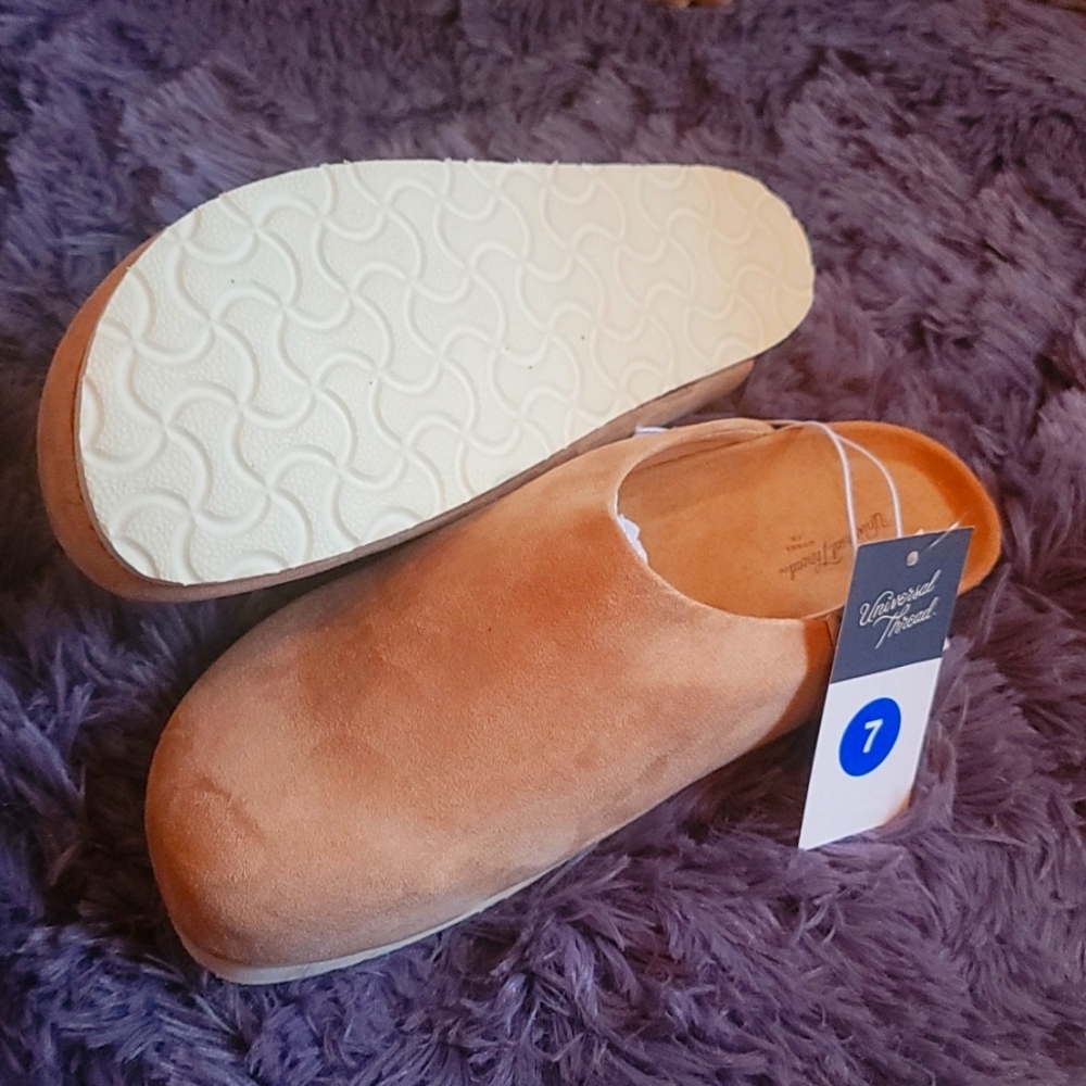 Shoes - Picture 2 of 2